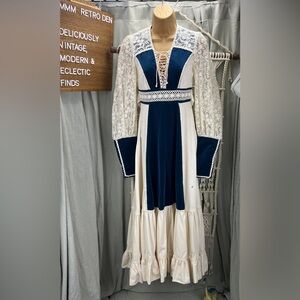 Vintage Gunne Sax Blue Velvet and Cream Poplin & Lace Long Sleeve Dress | size 5